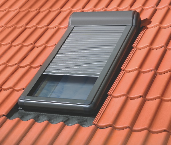 

Наружная Рольставня c электроприводом Fakro ARZ Z-Wave 66 х 118 см (ПФ-14400)