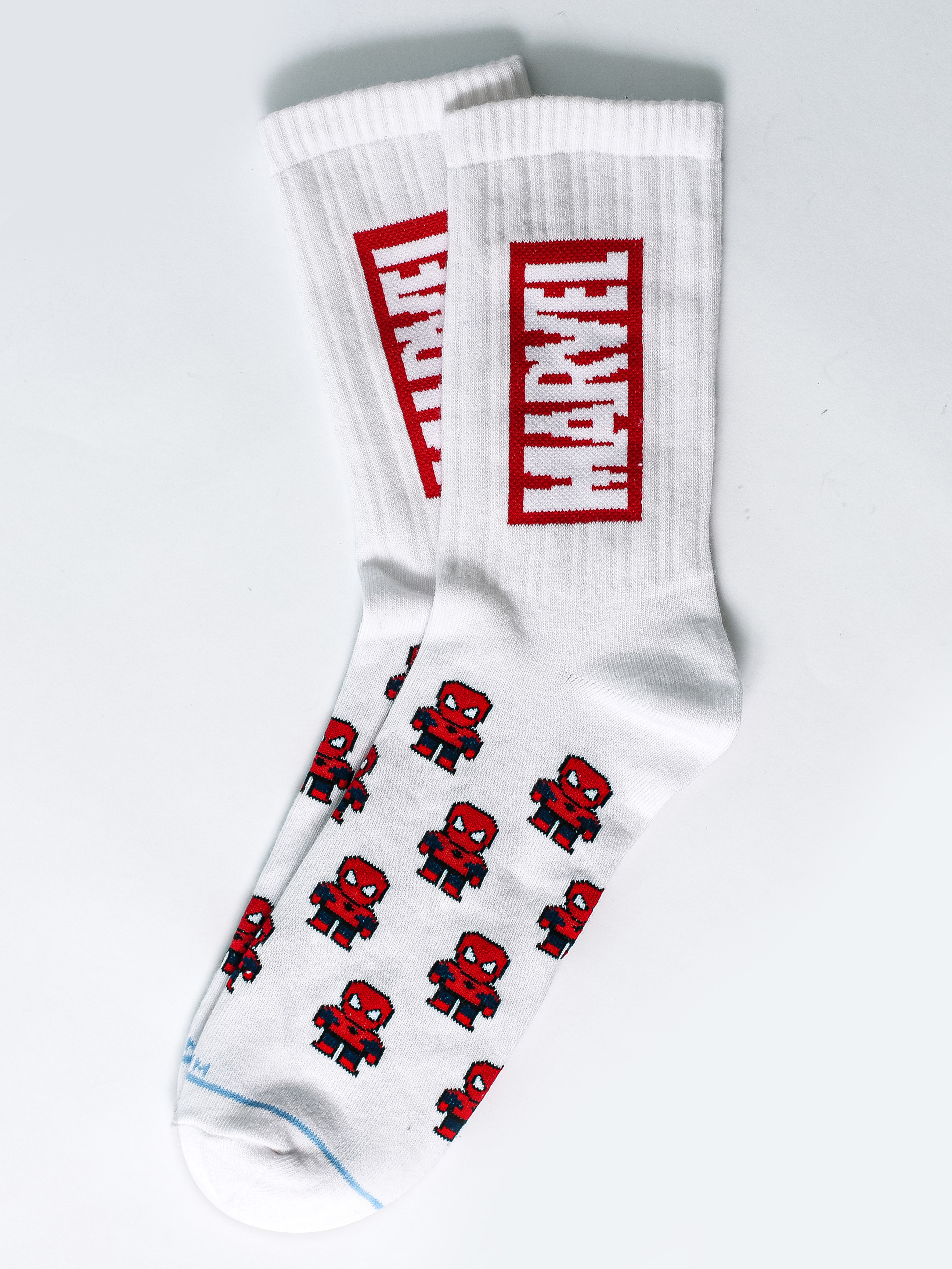 

Мужские носки LOMM Premium Marvel. Человек-Паук белый LOMM BLM 0130б 41-43 белый