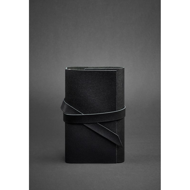 

Стильный кожаный блокнот (Софт-бук) BlankNote 1.0 Черный BN-SB-1-st-g