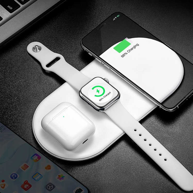 

Беспроводная зарядка для айфона/наушников/часов AirPower New 3в1 USB Type-C с адаптером Qualcomm Quick Charge 3.0 Белый (ZU-18285)