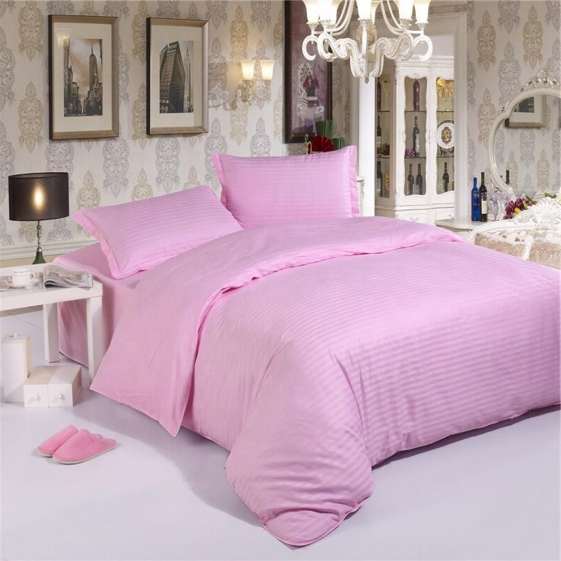 

Постельное белье CottonTwill Страйп сатин 2 1.5-спальный Розовый 145x215 см ( FB978CT)