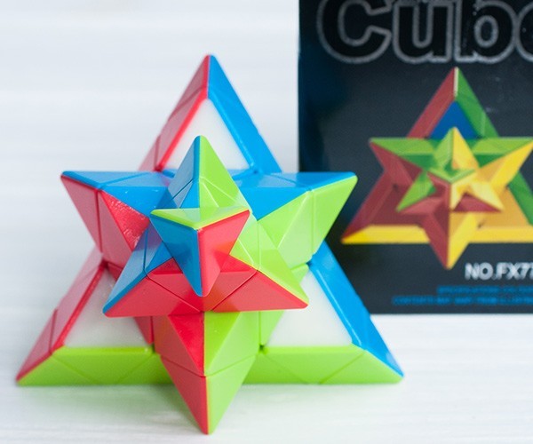 

Головоломка Fanxin Pyraminx 4х4 цветной пластик