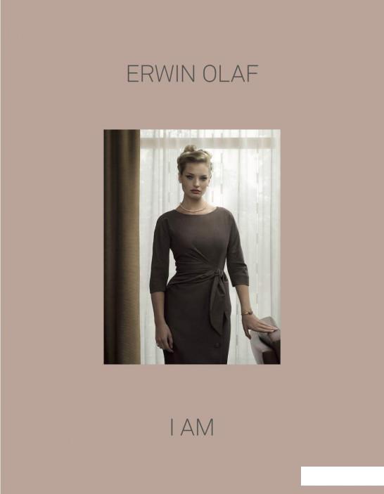 

Erwin Olaf: I Am (931715)