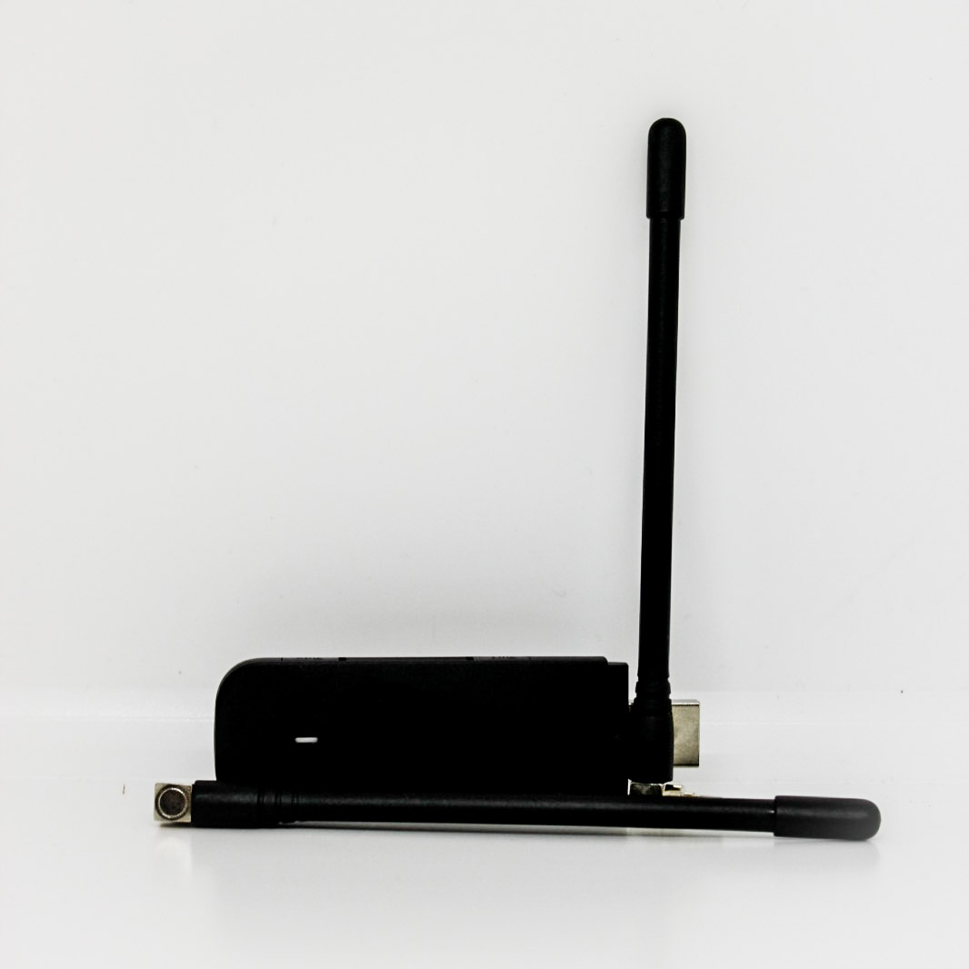 

3G/4G модем Huawei E3372 + 2 терминальные антенны 4 dbi