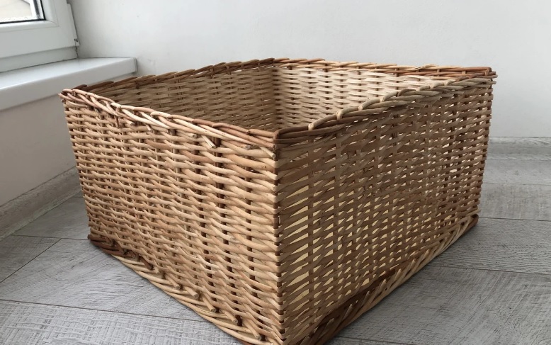 

Плетеный лоток (короб) из лозы под овощи и фрукты 50x50 выс. 25 см