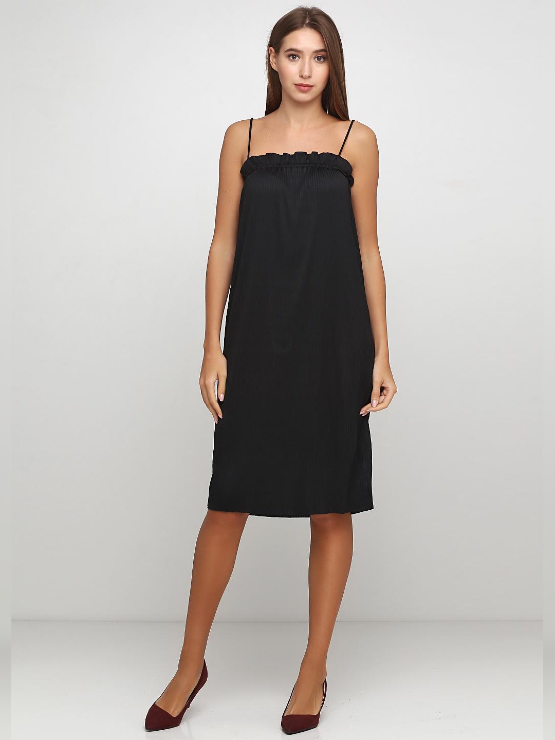 

Платье H&M 558872a44 М Черное