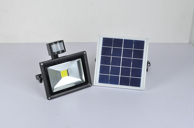

Прожектор LED на солнечной батарее ZJL GY-SFL-20A c датчиком движения 20w