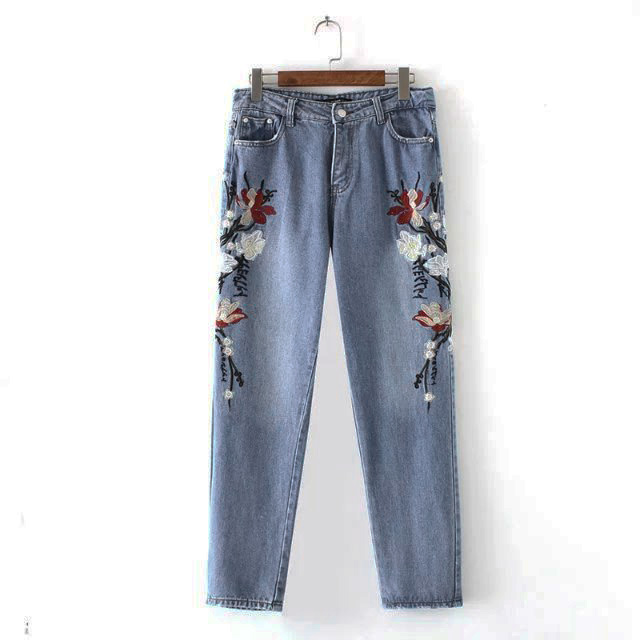 

Джинсы женские с вышивкой Mom Jeans Flowers Berni Fashion (M) Синий