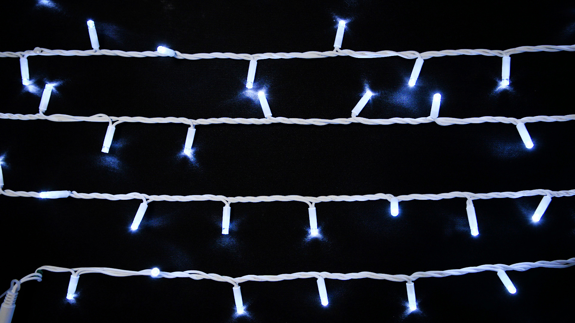

Светодиодная гирлянда DELUX STRING flash 200LED 20 м белый/белый IP44 EN (90009108)