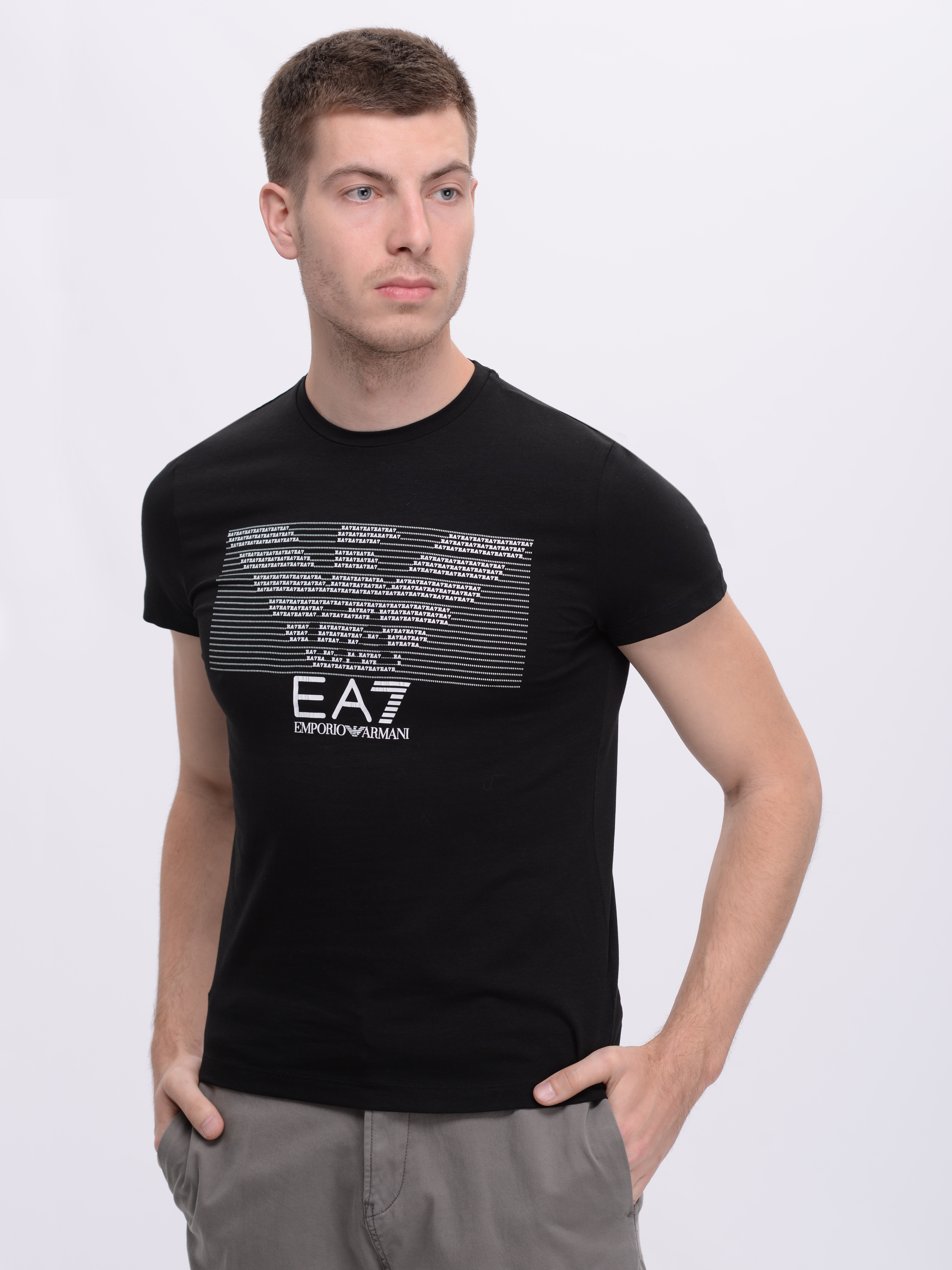 

Футболка Emporio Armani 8267 S (44) Черная