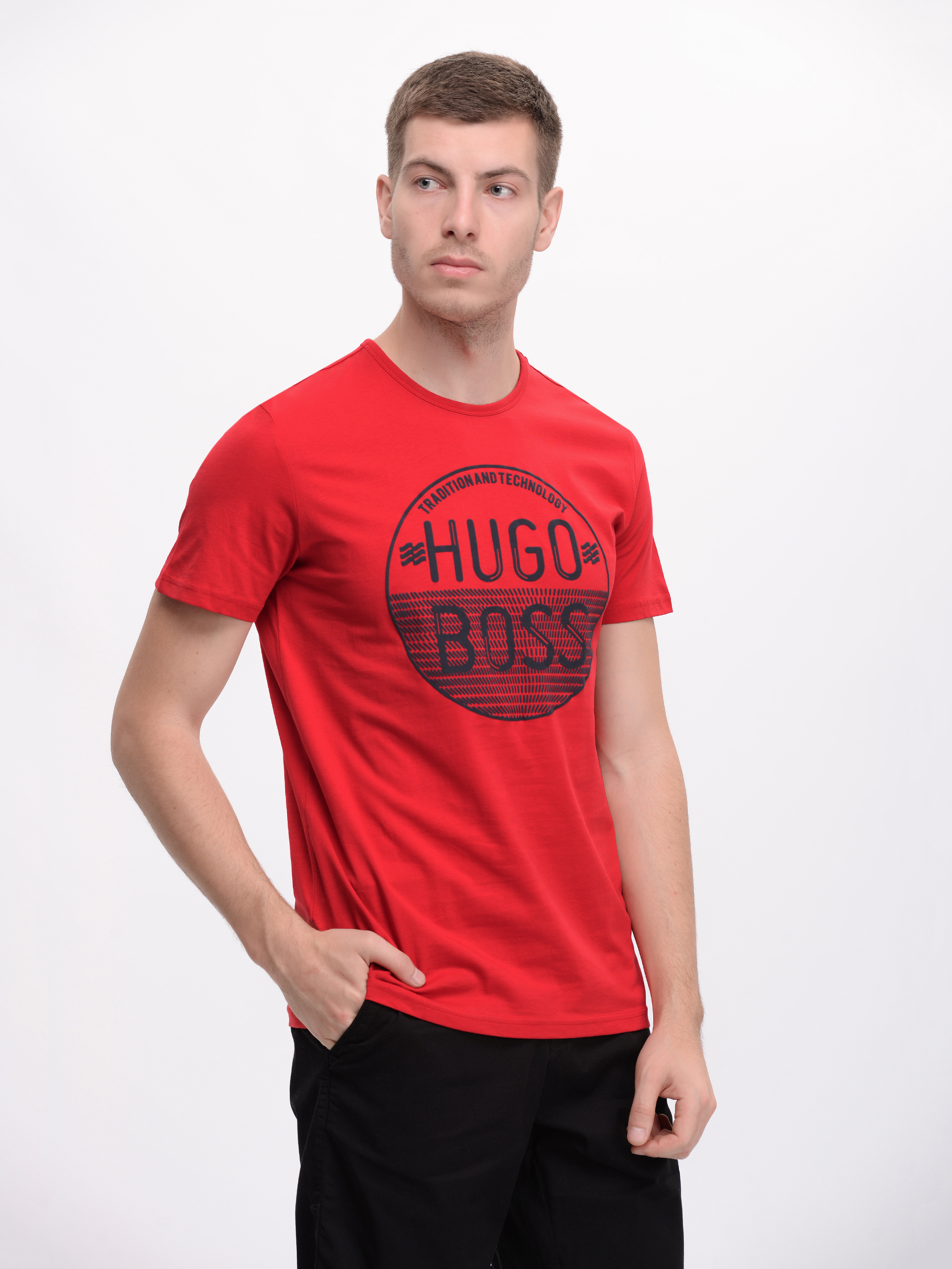 

Футболка Hugo Boss 9999.2 S (44) Красная