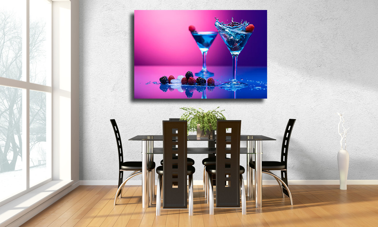 

Картина на холсте Разноцветные коктейли с ягодами 90х60