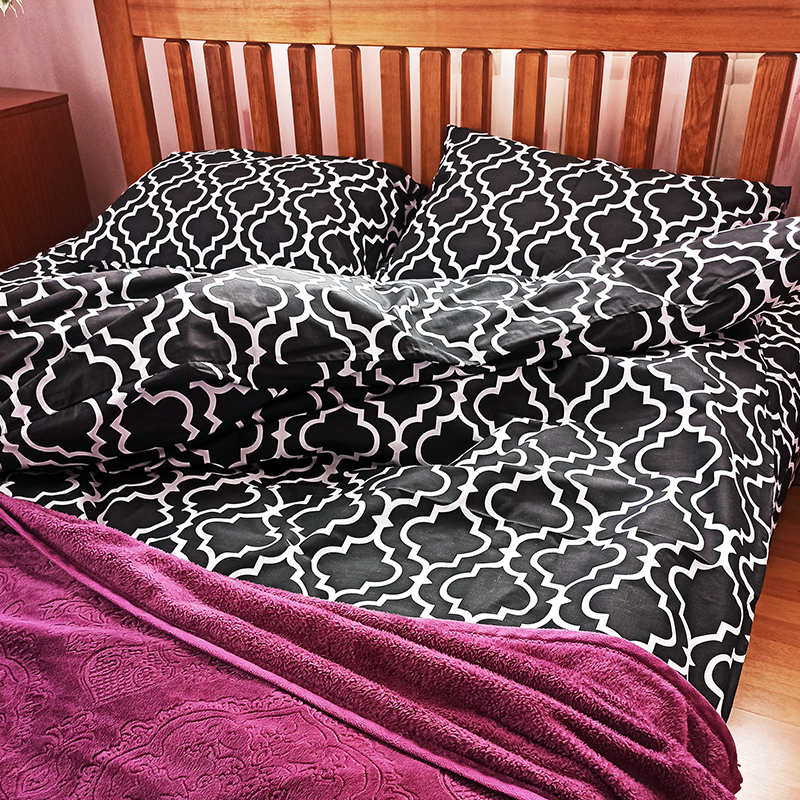 

Комплект постельного белья Time Textile Марокано черный полуторный Черный TT103104-p 50х70