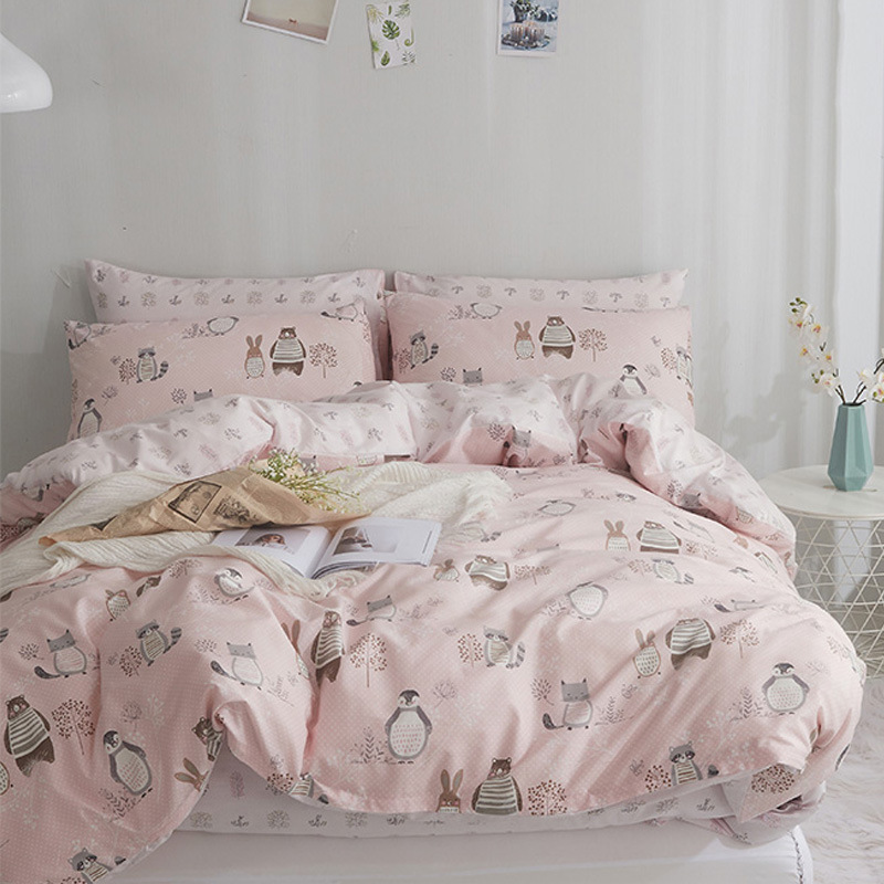 

Комплект постельного белья Лесные животные (двуспальный-евро) Berni Home Розовый