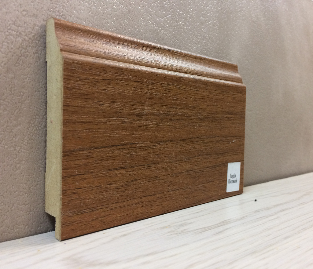 

Плинтус Супер Профиль Орех Лесной 2800x95x16 Светло коричневый 1695ol