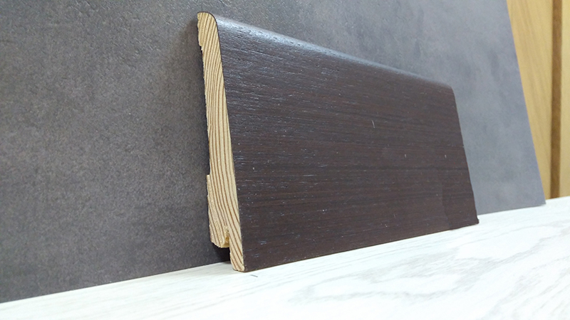 

Плинтус деревянный шпонированный Kluchuk Neo Plinth Венге 100х19х2200 Темно коричневый KLN10010