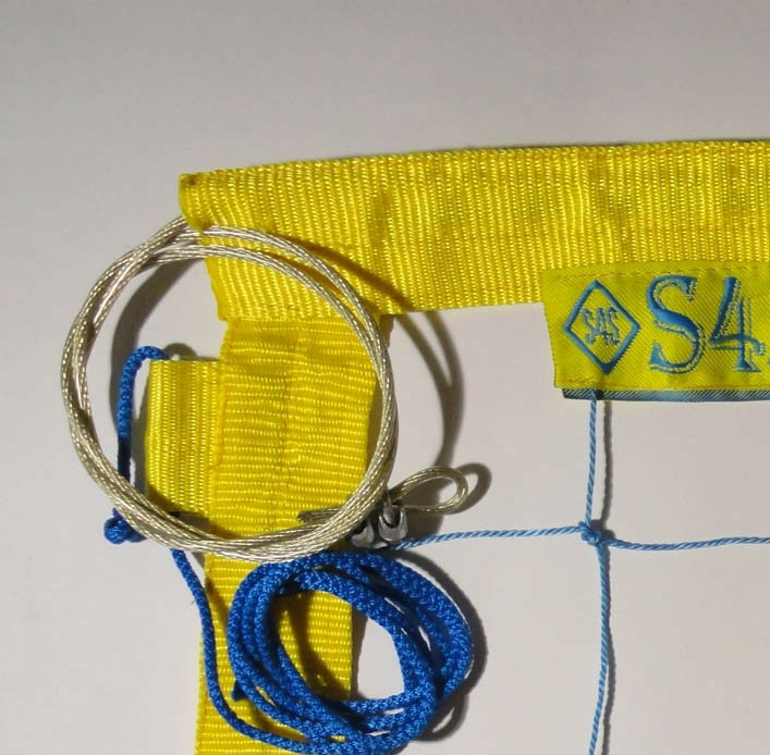 

Сетка для волейбола S4S Премиум 12 Норма с тросом сине-желтая (006038-3)