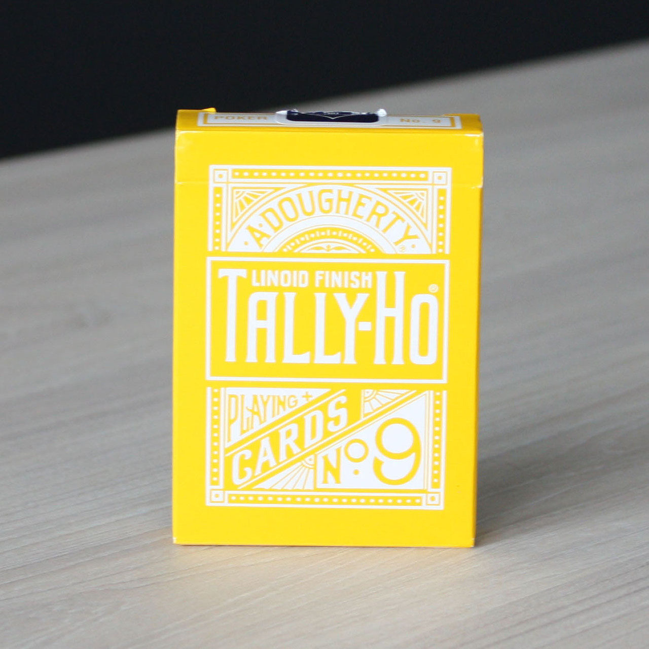 

Карты игральные USPCC Tally Ho Reverse Fan back Yellow желтые