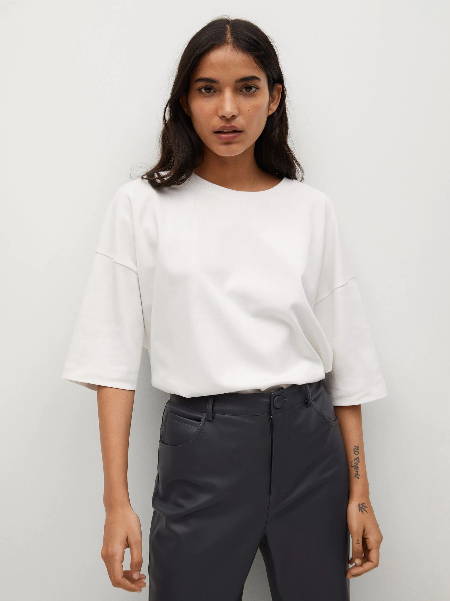 

Футболка Mango 87004026-02 L