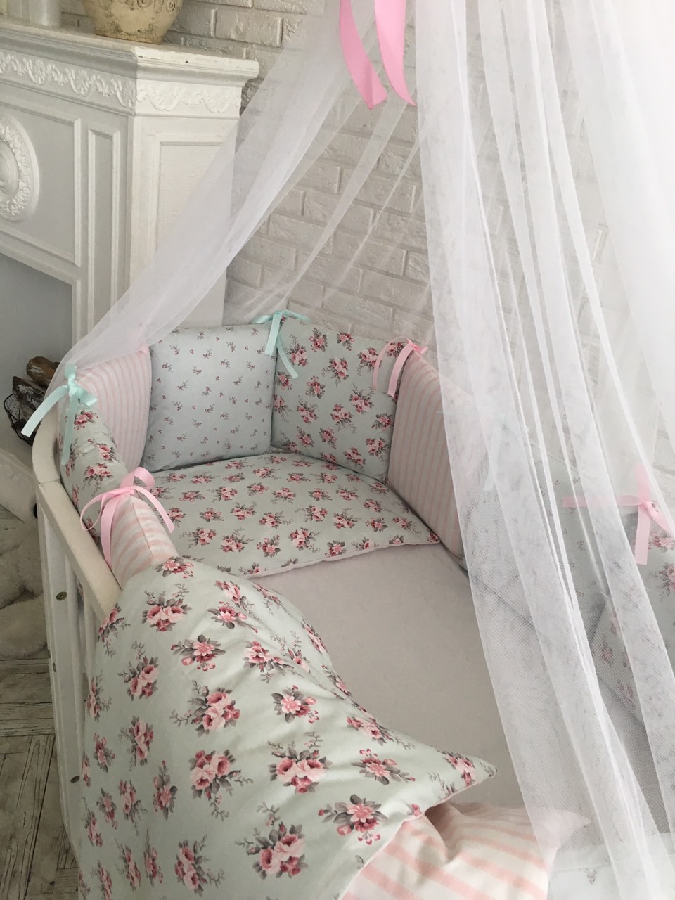 

Комплект защита-бортики Маленькая соня Baby Прованс поплин в кроватку стандарт/овал защита+простынь детский мятный арт.0720206
