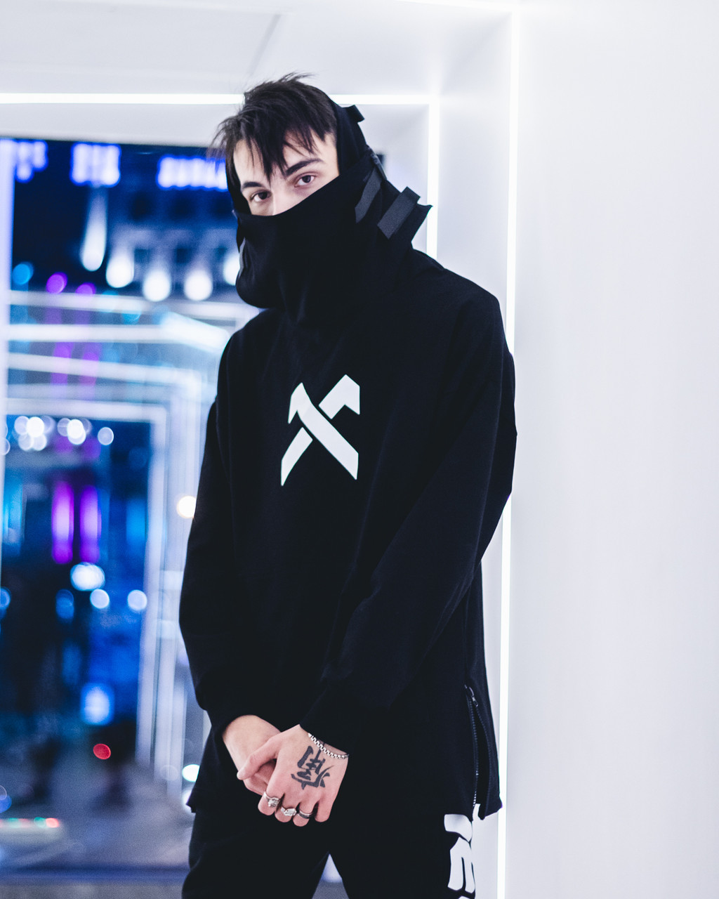 

Худи удлиненное Пушка Огонь 11bybbsdark черное XS