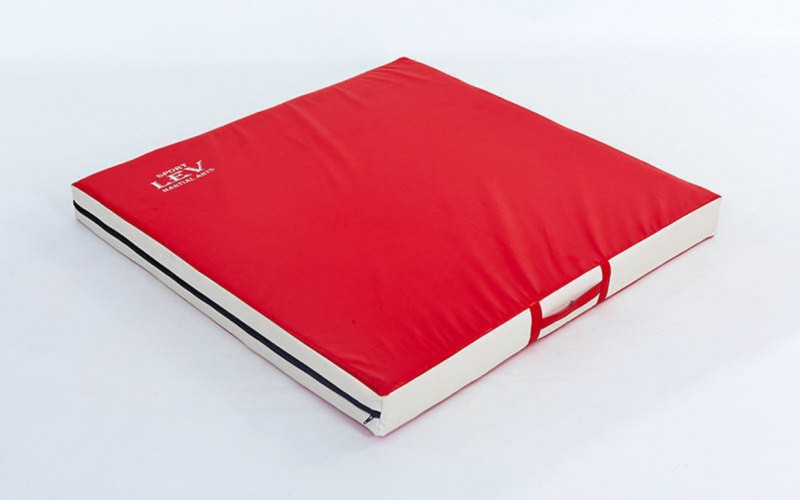 

Мат спортивный PVC 1x1м x10см UR LV-1810 LEV Red (PS01244)