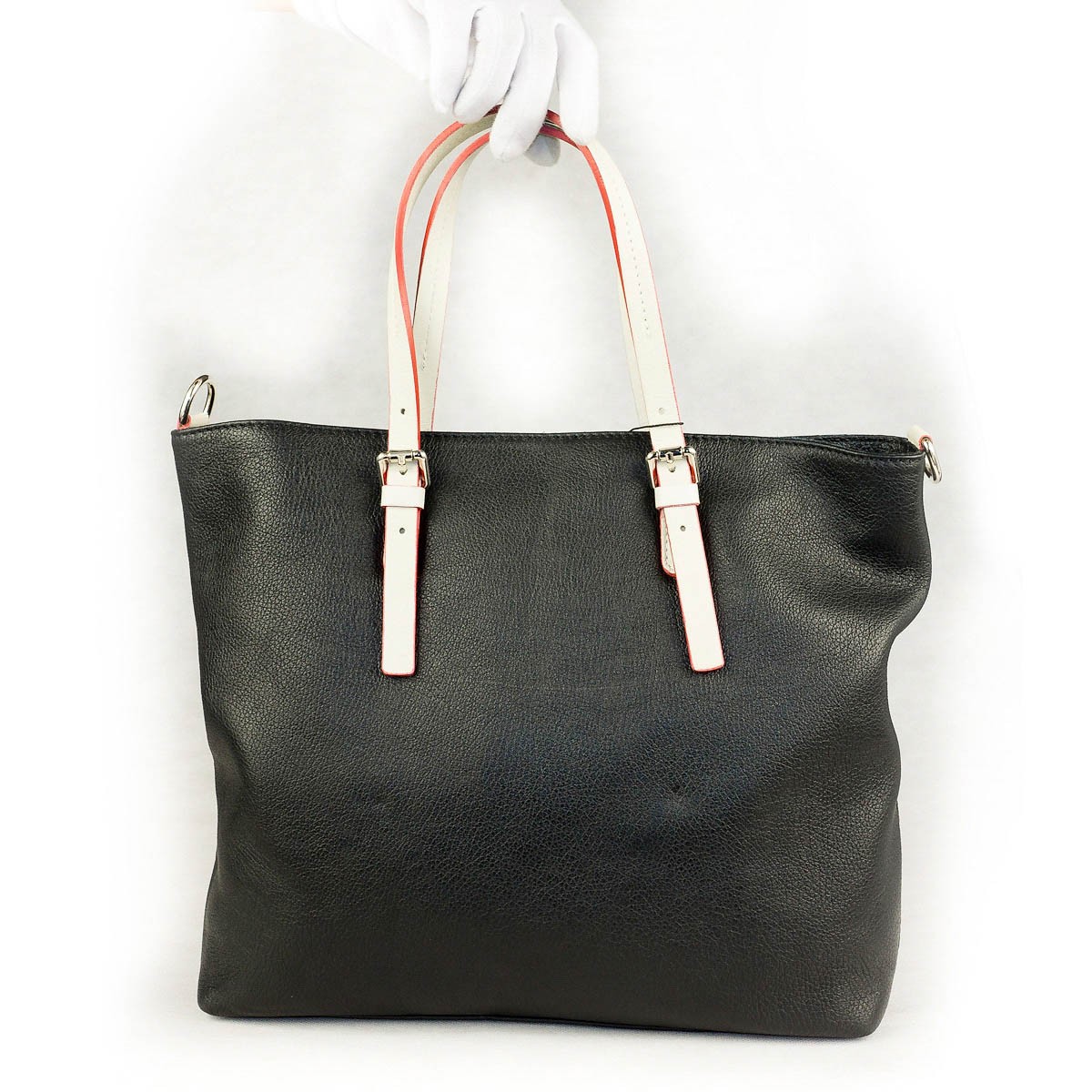

Кожаная женская сумка Genuine Leather "Blacki" черная BP/13112