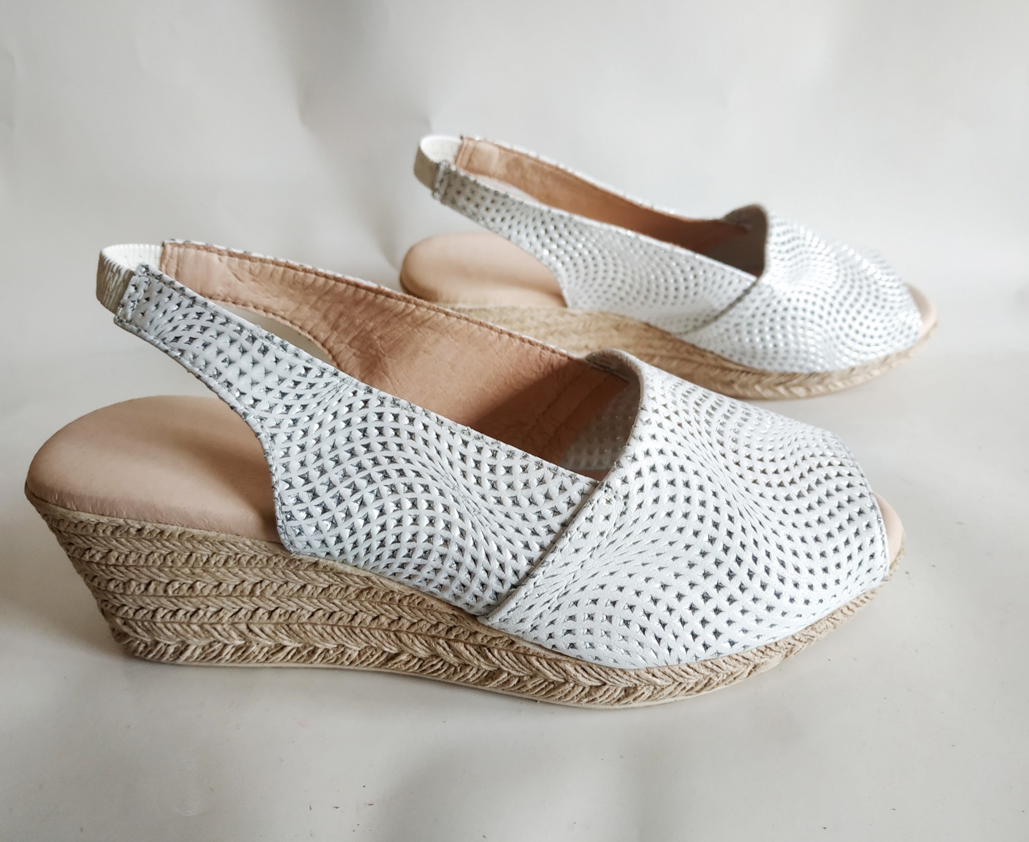 

Босоножки VERANO 300 hypnotic blanco бел 38