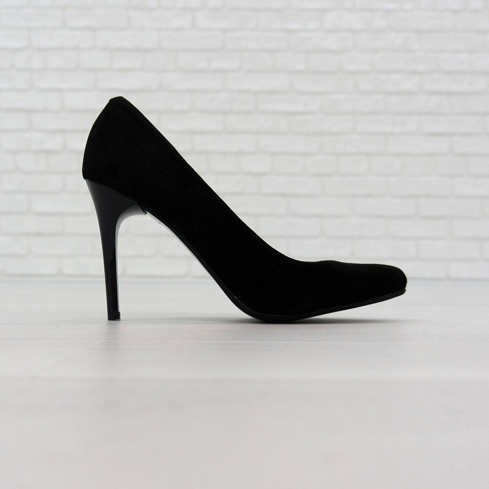 

Туфли лодочки Woman's heel 38 черный (О-732)