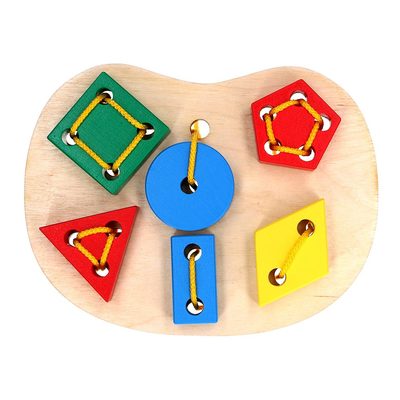 

Игра-шнуровка Komarov toys Геометрическая (К 145) (10-147672)