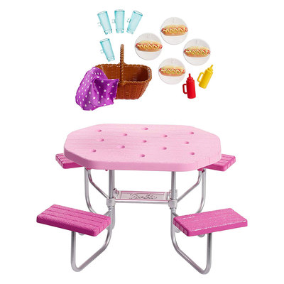 

Игровой набор Barbie Стол для пикника (FXG37/FXG40) (10-543523)
