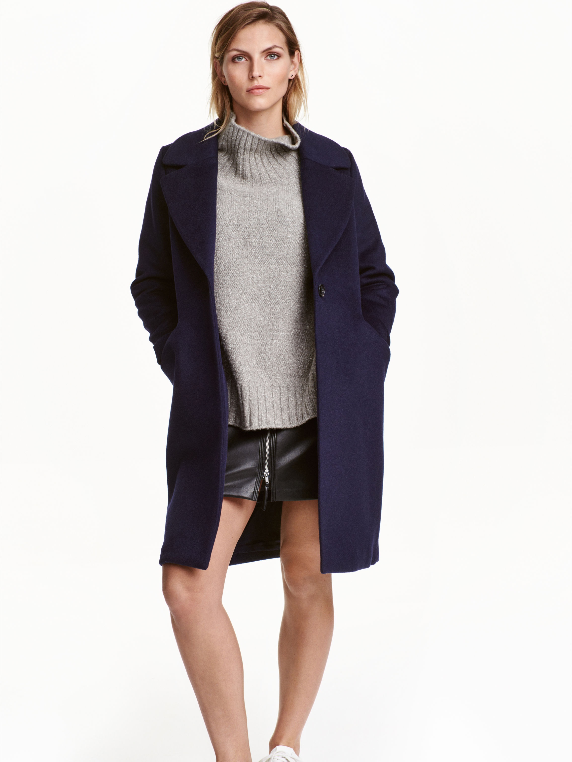 

Пальто H&M XAZ053471AZYY  Темно-синее, Пальто H&M XAZ053471AZYY 42 Темно-синее
