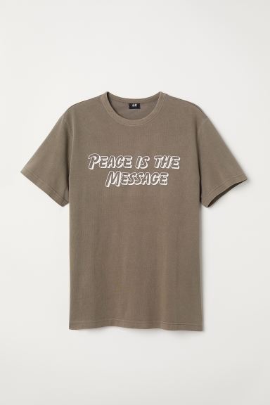 

Футболка H&M 0675127SK L хакі