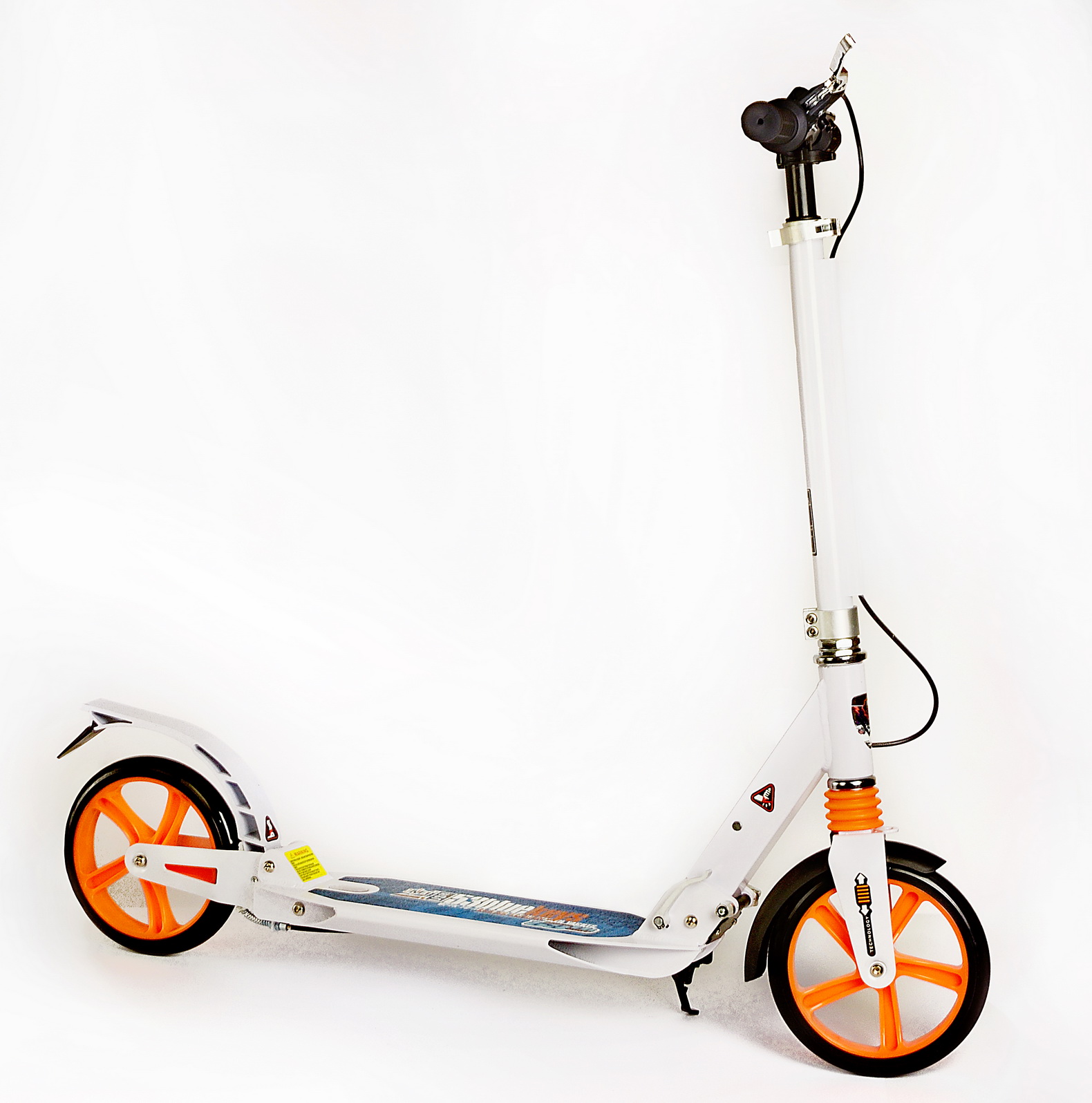 

Самокат Maraton Big Wheels на амортизаторах White(475)