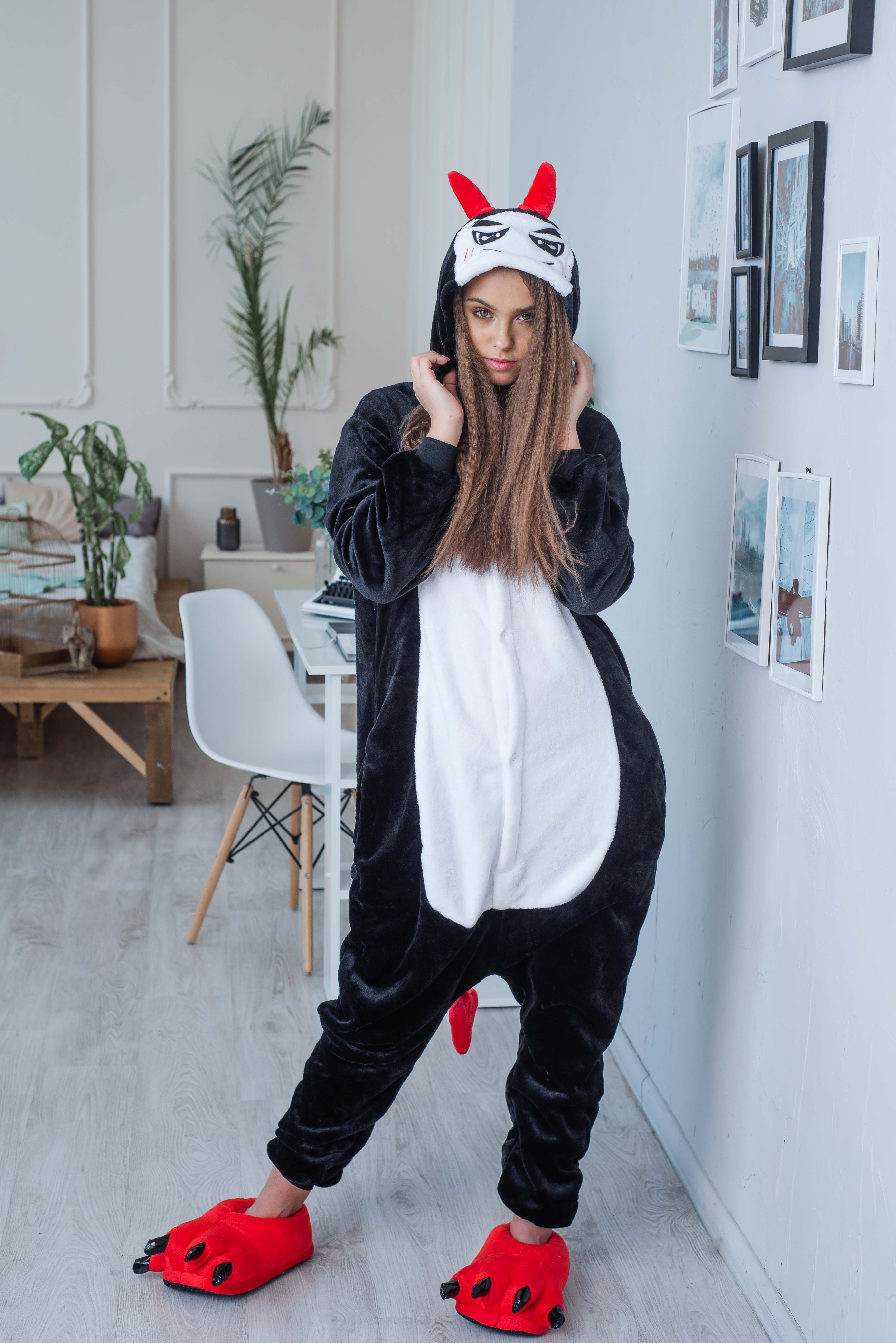 

Пижама Кигуруми взрослая BearWear Чертик  175 - 185 см Черный (K1W1-0089, Пижама Кигуруми взрослая BearWear Чертик XL 175 - 185 см Черный (K1W1-0089-XL)