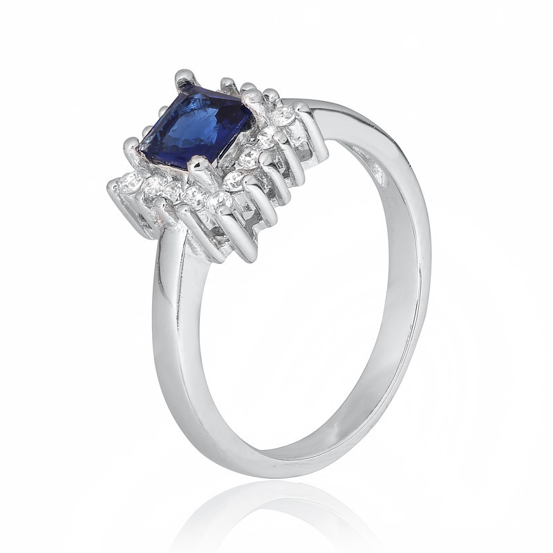 

Серебряное кольцо с фианитом Silvex925 КК2ФС/473 - 18,5