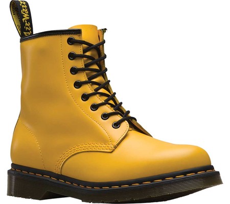 

Женские ботинки Dr. Martens 1460 8-Eye Boot Yellow Smooth Leather 38