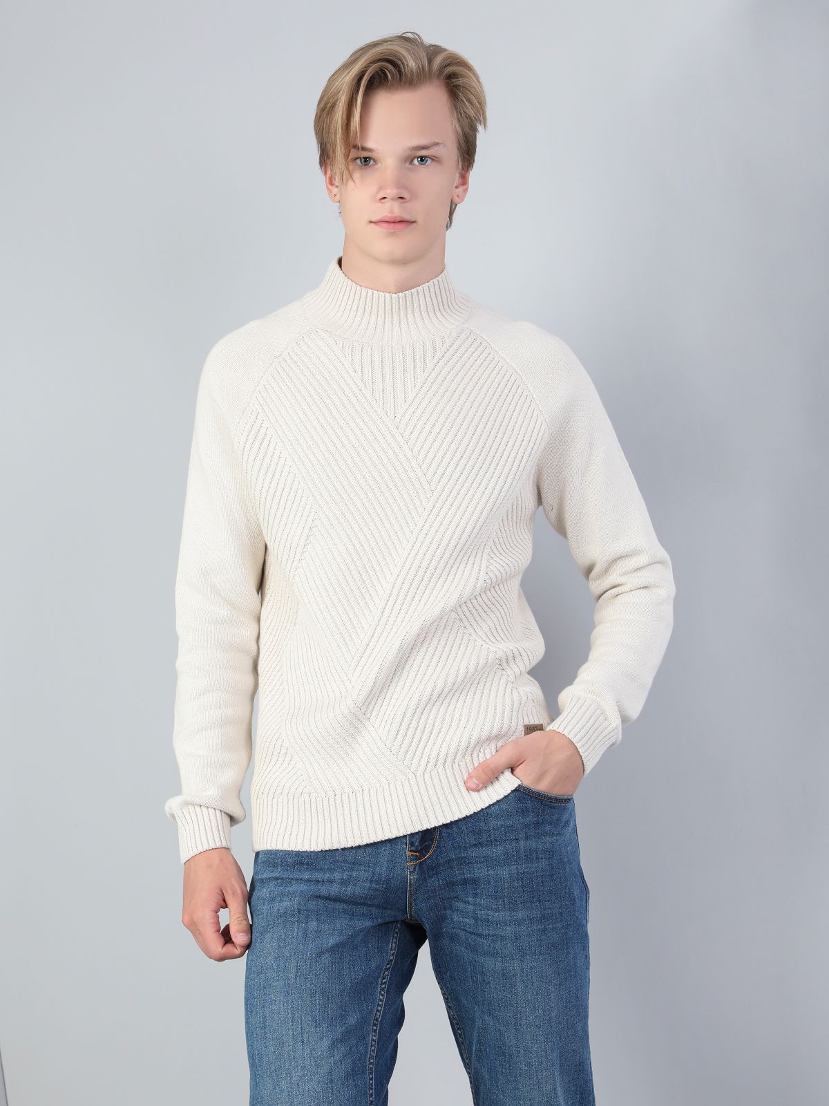 

Свитер Colin' CL1045367OFW, Свитер Colin's CL1045367OFW S