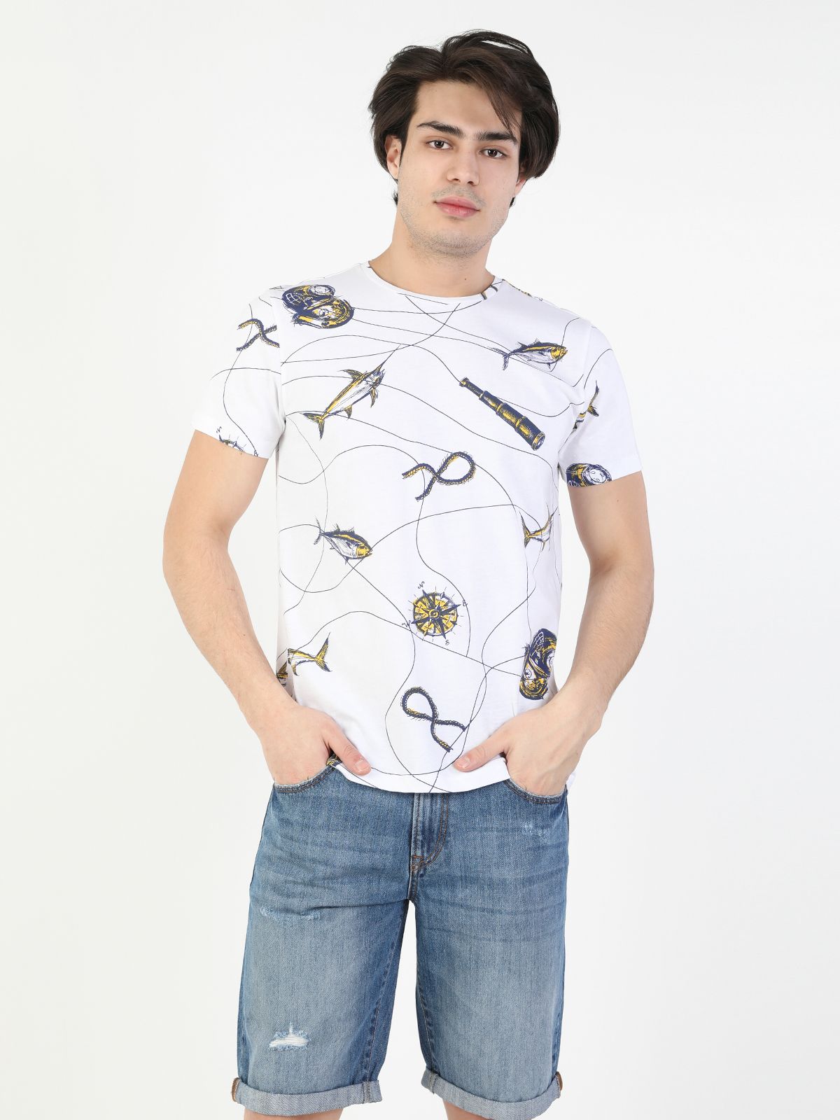 

Футболка Colin's CL1049403WHT S