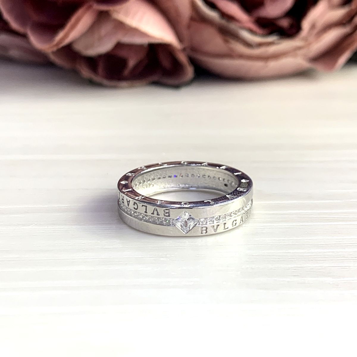 

Серебряное кольцо SilverLine с фианитами 16.5 размер