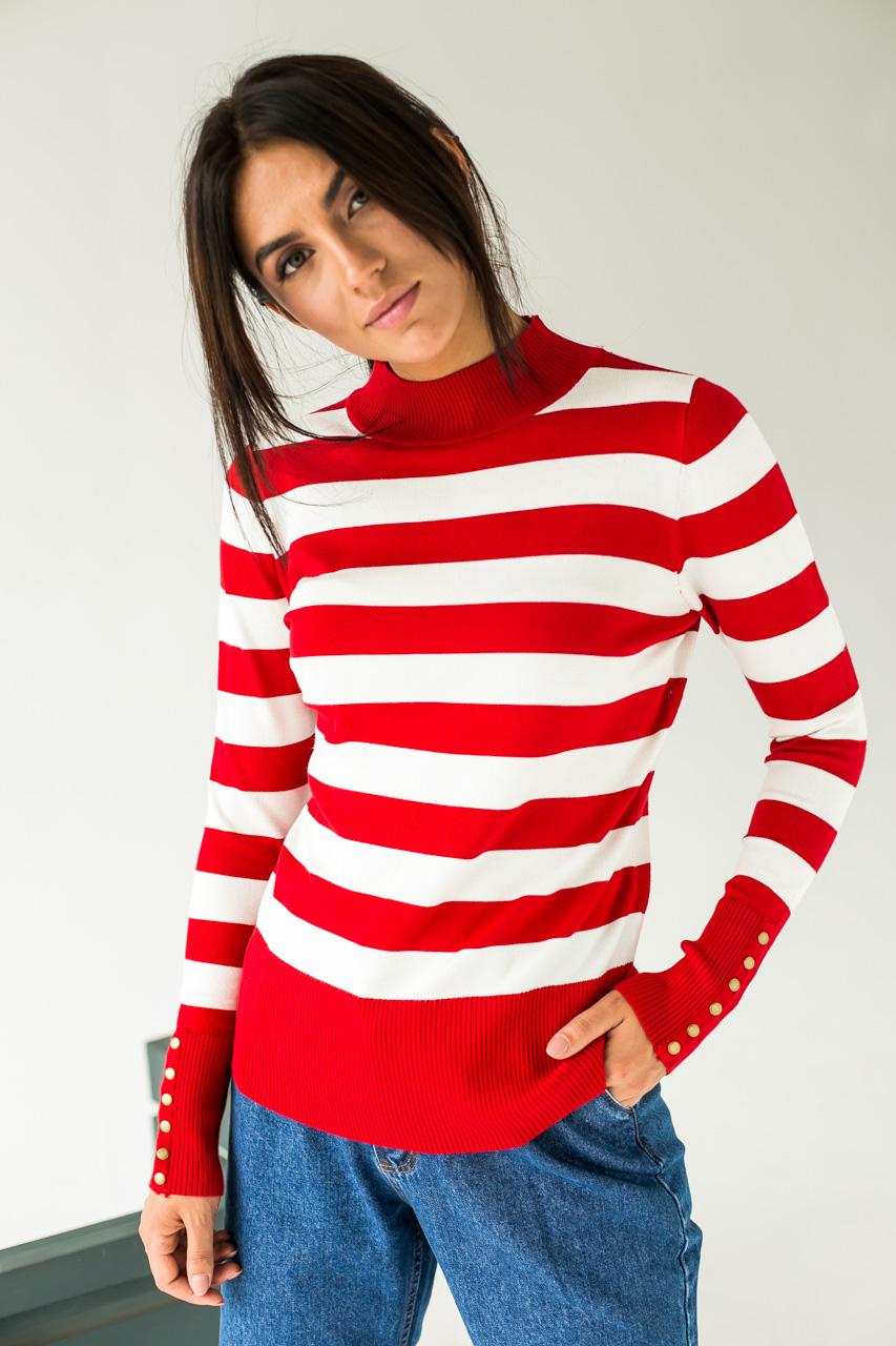 

Стильный гольф в полоску с кнопками P-M - красный цвет, L/XL (9842-1)