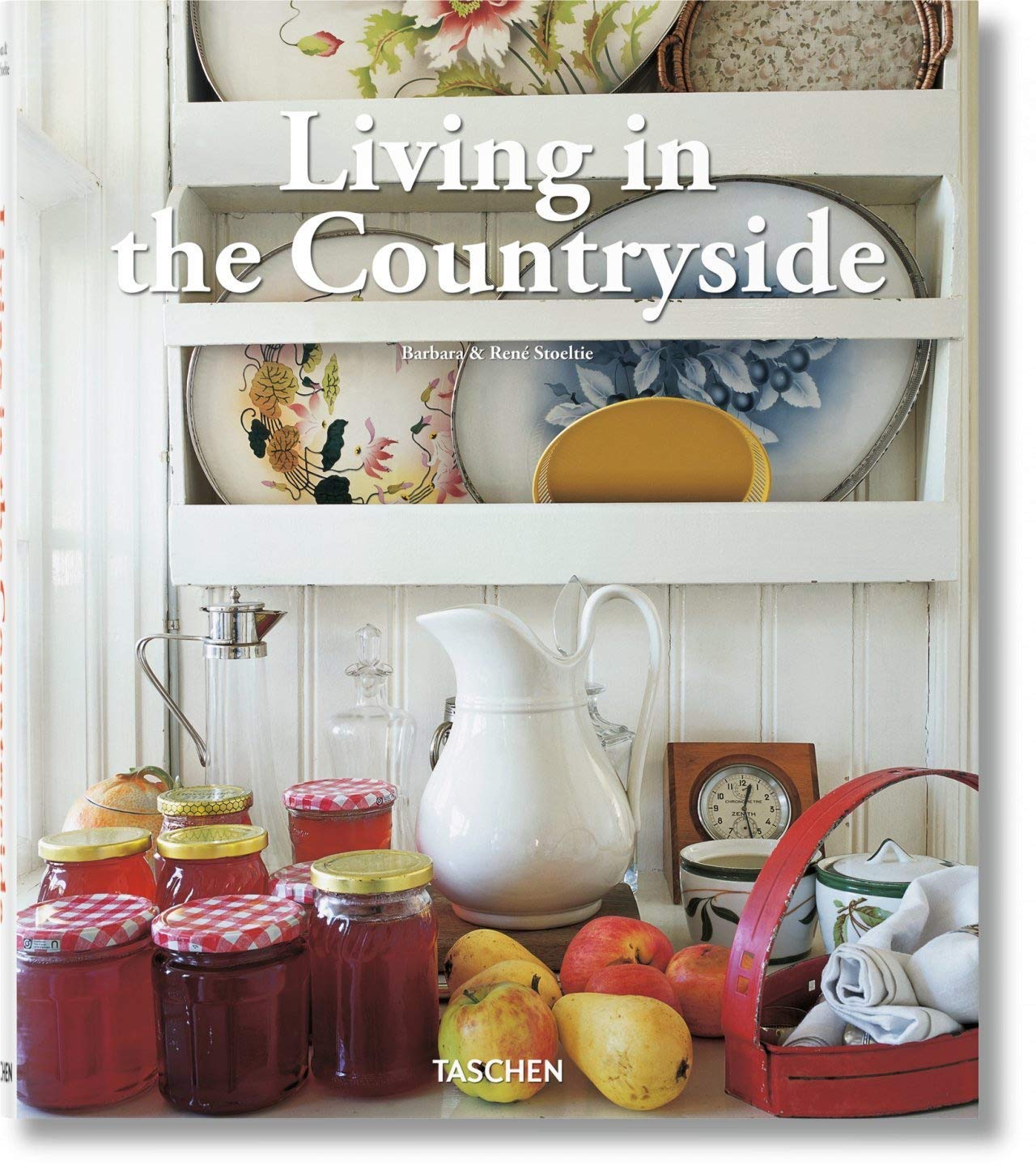 

Taschen. LIVING IN COUNTRYSIDE - JU(HC)