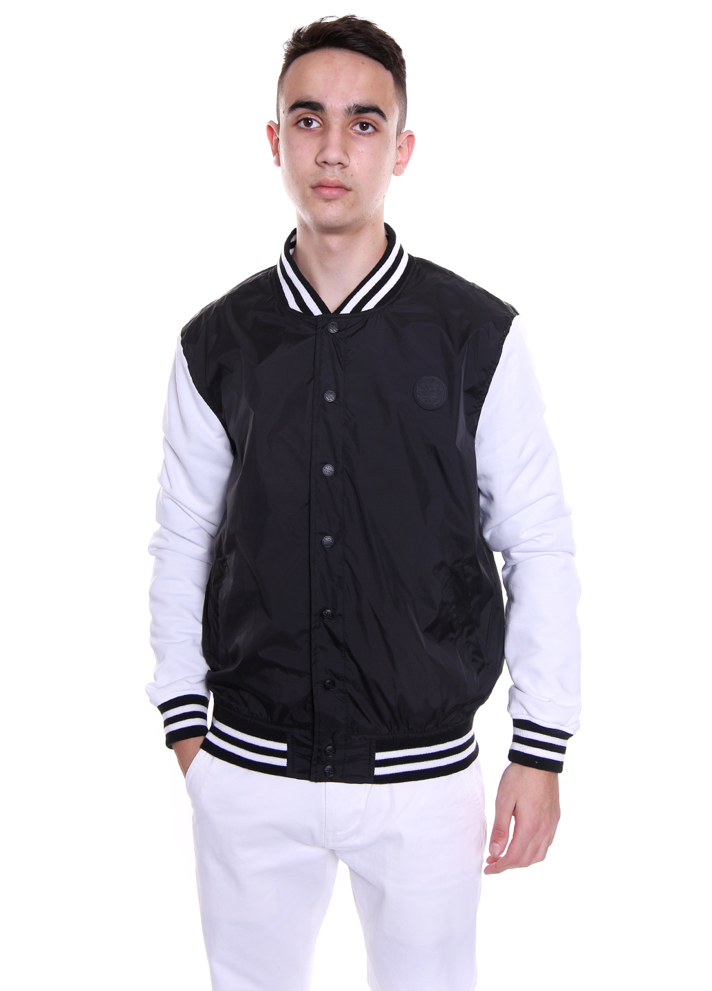 

Куртка Fresh SFBF03ZE1 L чорний з білим