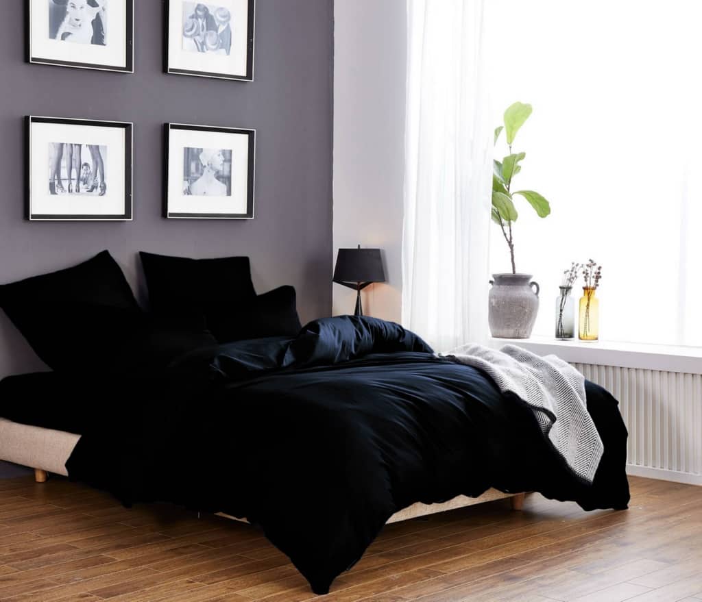 

Набор постельного белья Vpostelke 145x215 см Чёрный