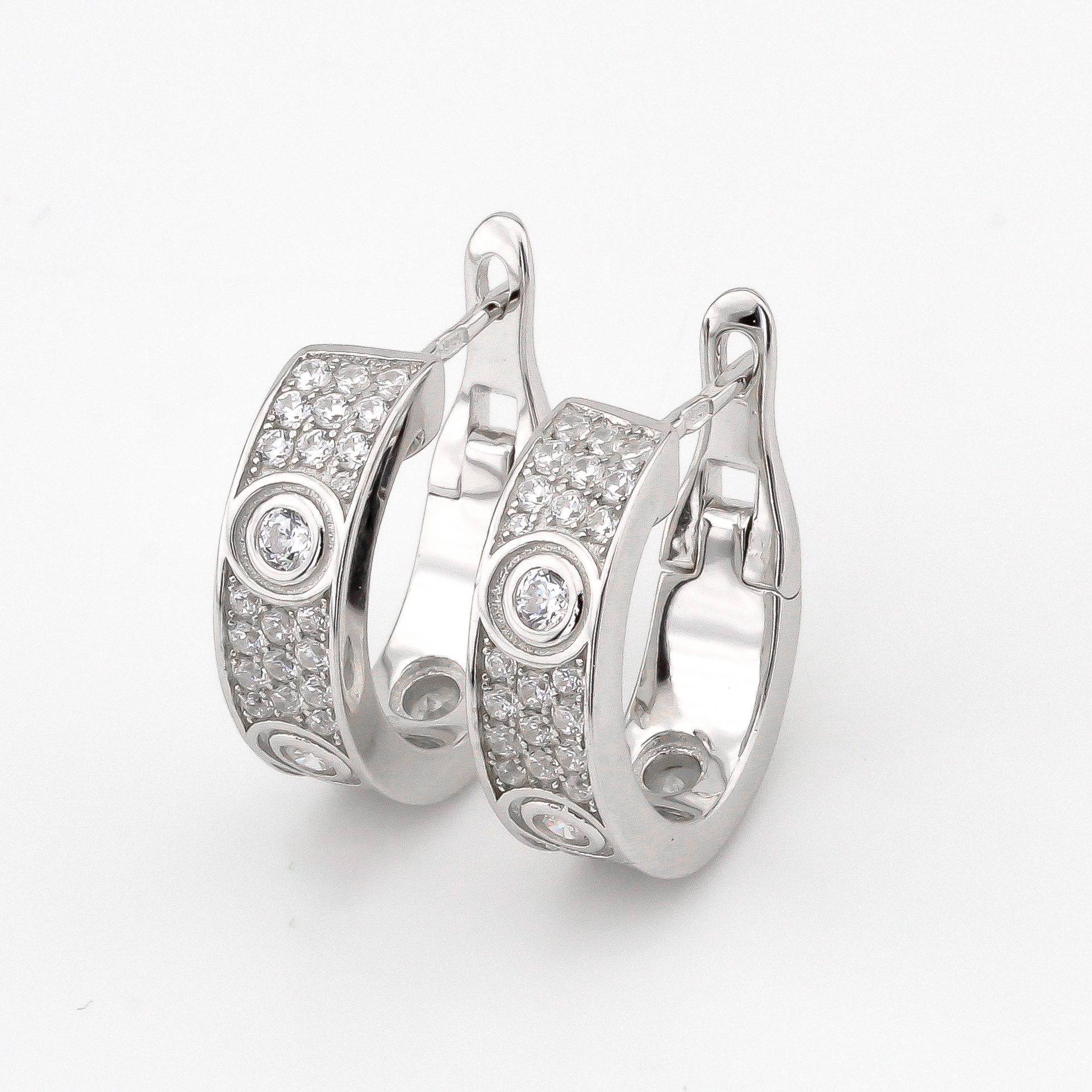 

Серебряные серьги с фианитами C121294 Диамант