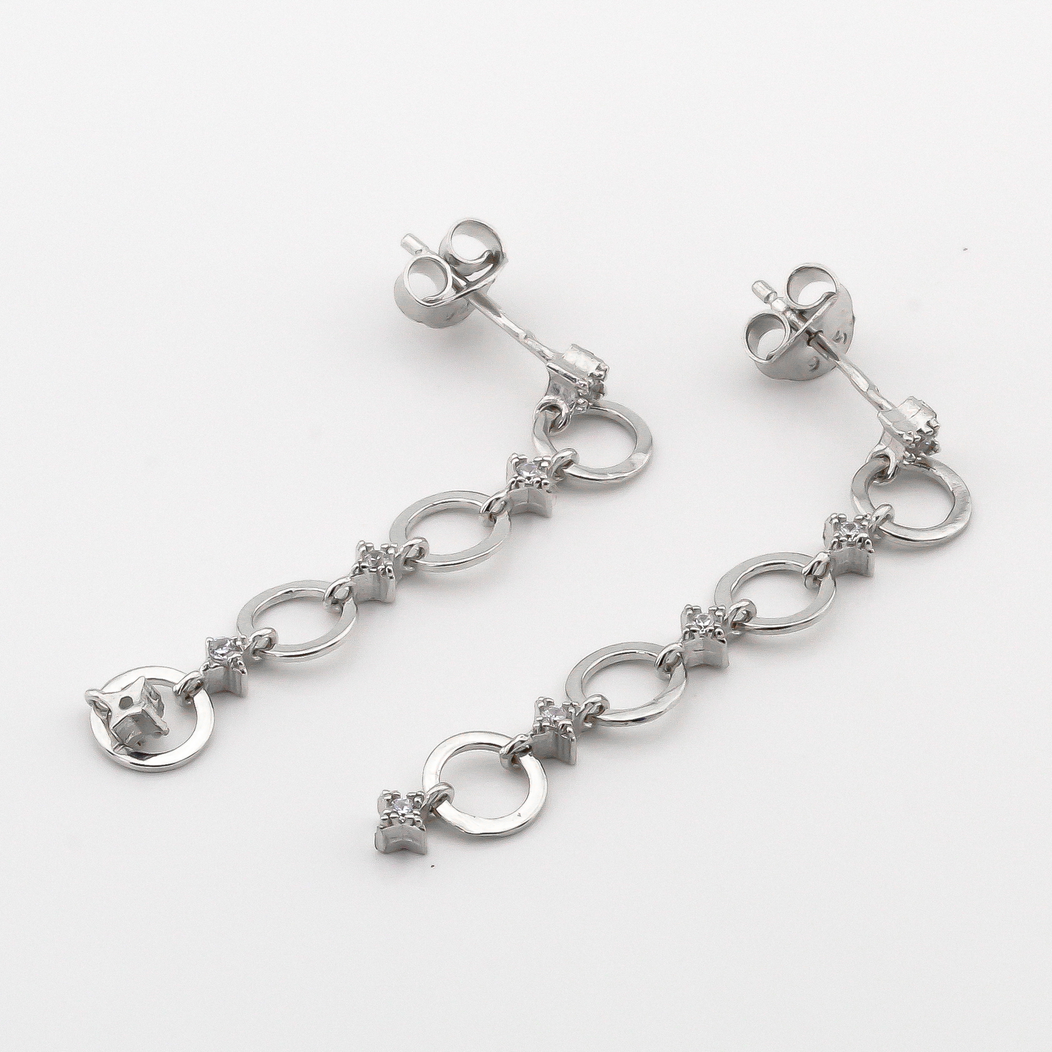 

Серебряные серьги с фианитами C121326 Диамант