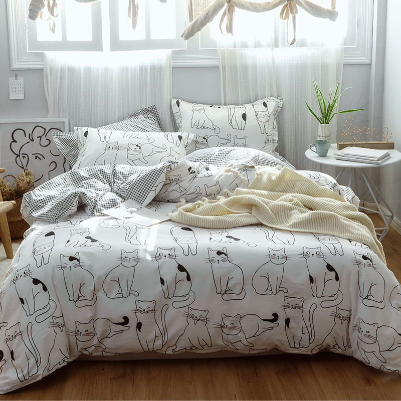 

Комплект постельного белья Котики (двуспальный-евро) Berni Home Разноцветный