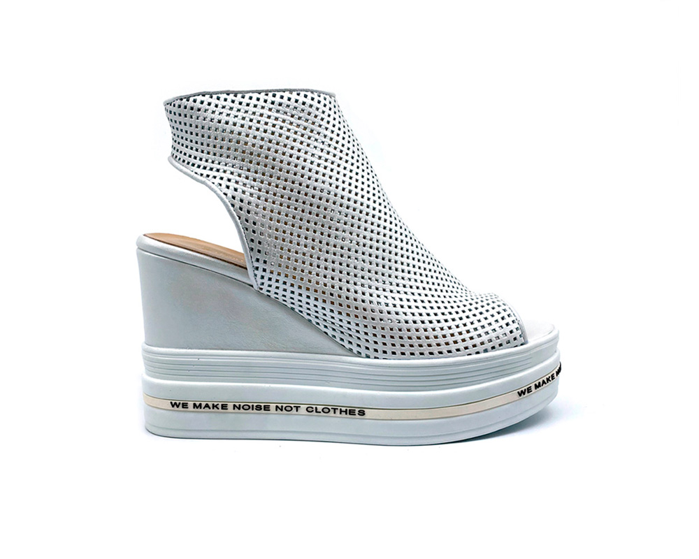 

Шлепанцы Osso Bianco OB6102 38 Белый