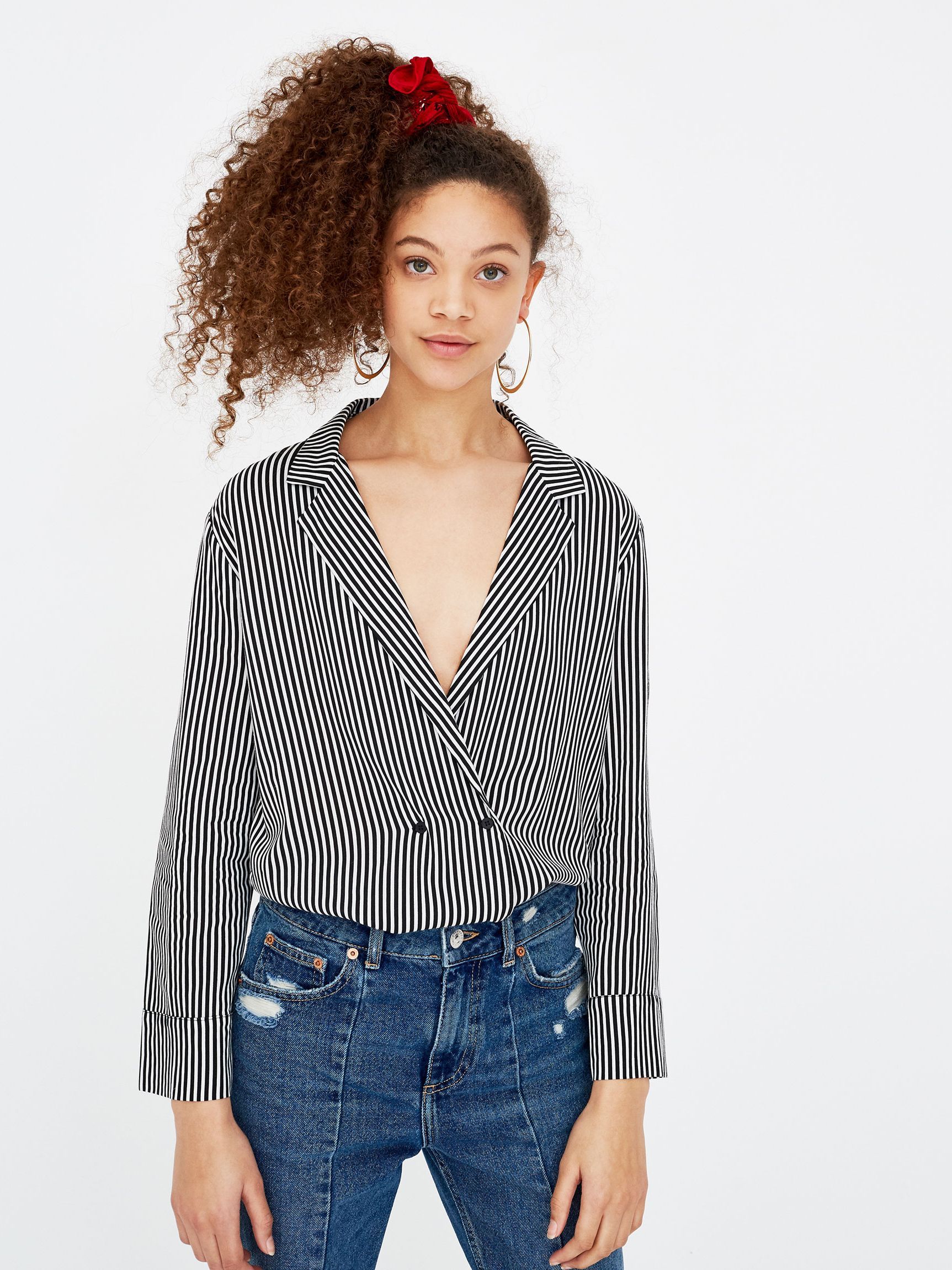 

Боди-блузка Pull & Bear 05472318800 М Принт