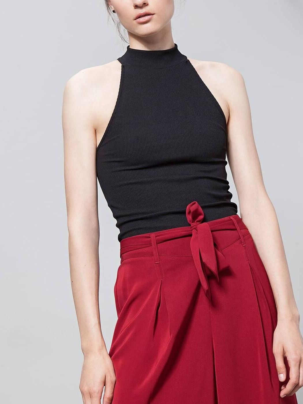

Топ Stradivarius 06311101001 S Черный